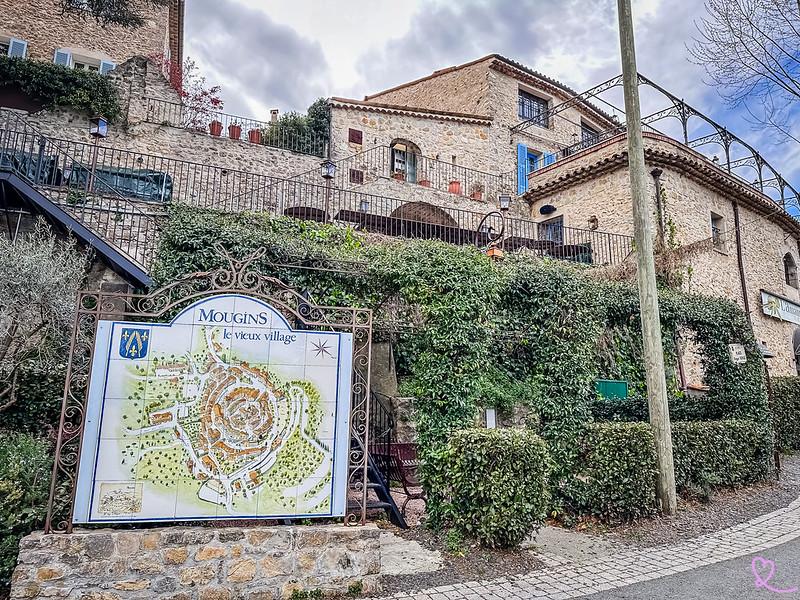 Village of <b>Mougins</b>: things to do + tips for your visit